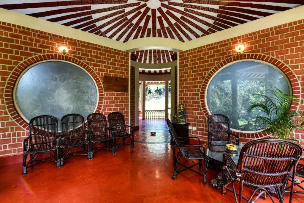 Kairali - The Ayurvedic Healing Village Palakkad Kültér fotó